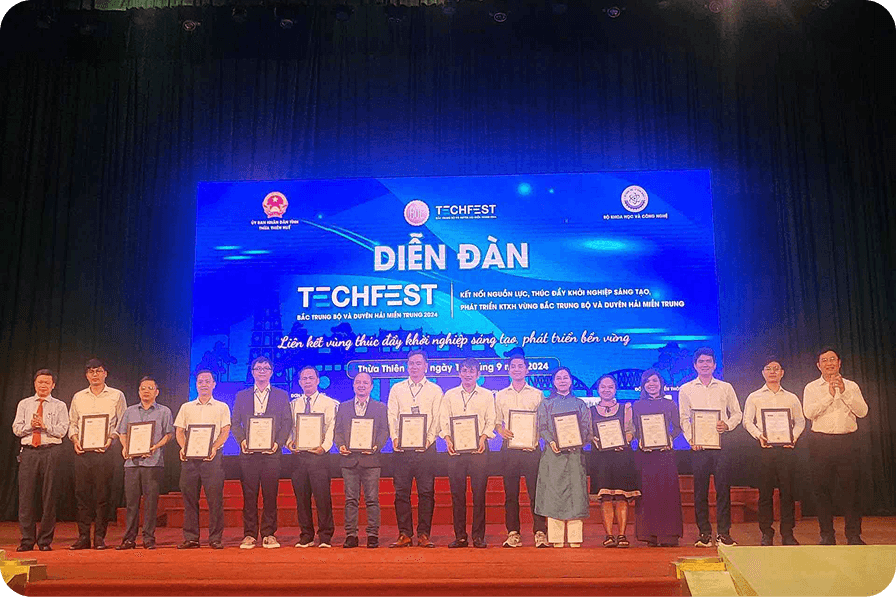 Bằng khen xuất sắc của Sở Thông tin & Truyền thông