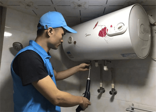 Vệ sinh máy nóng lạnh