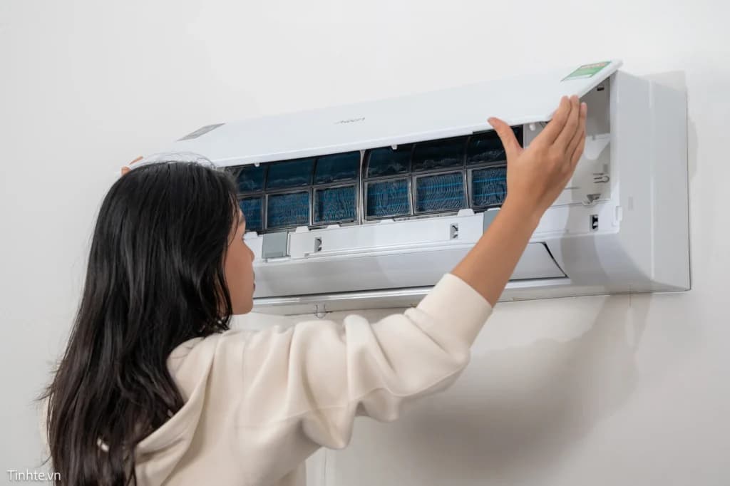 Máy Lạnh Aqua Báo Lỗi E7: Nguyên Nhân Và Cách Khắc Phục