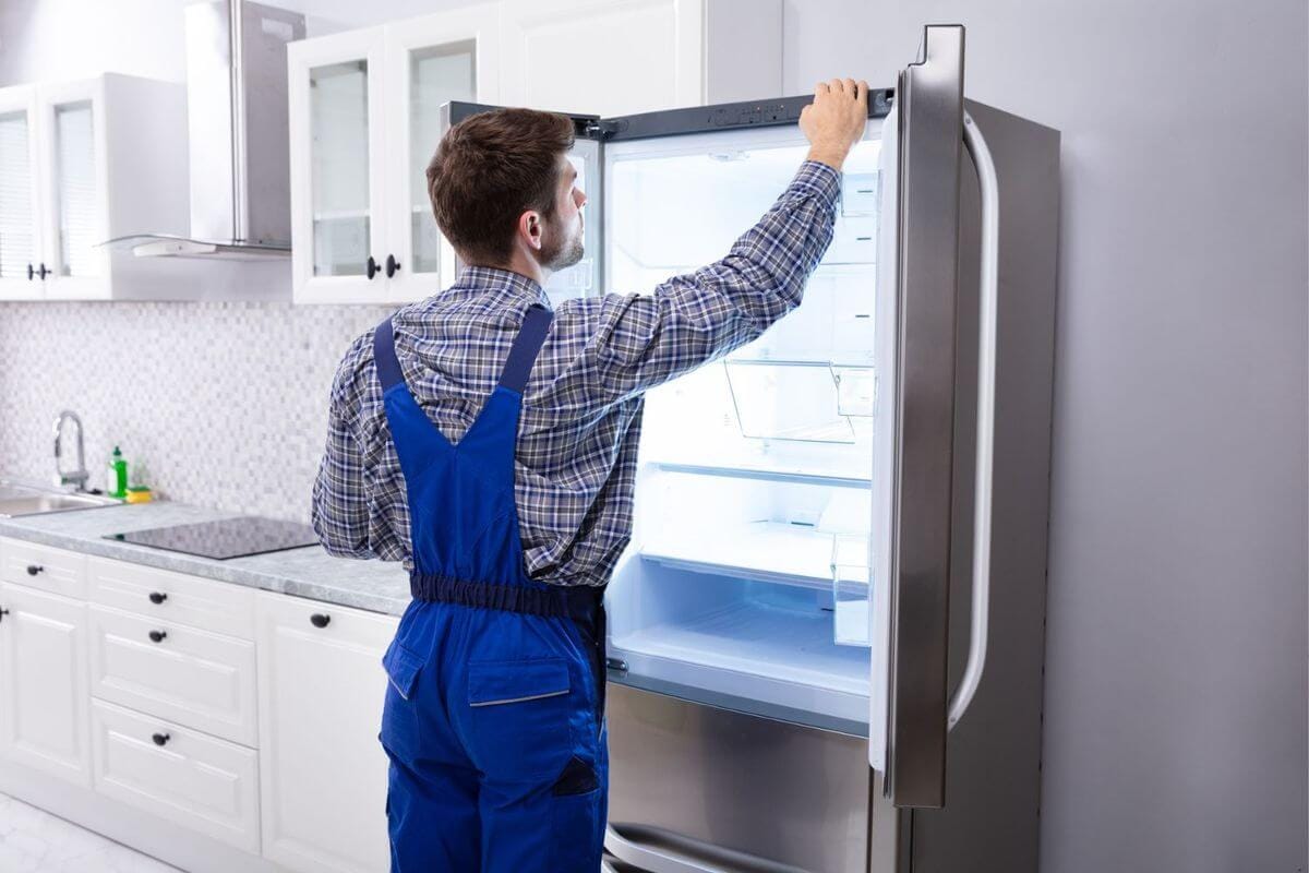 5Sao có quy trình vệ sinh tủ lạnh minh bạch và rõ ràng