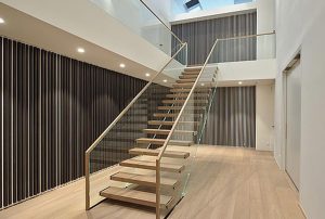 Thiết Kế Và Lắp Đặt Cầu Thang Kính 5Sao - Chuẩn Kỹ Thuật, An Toàn Và Thẩm Mỹ