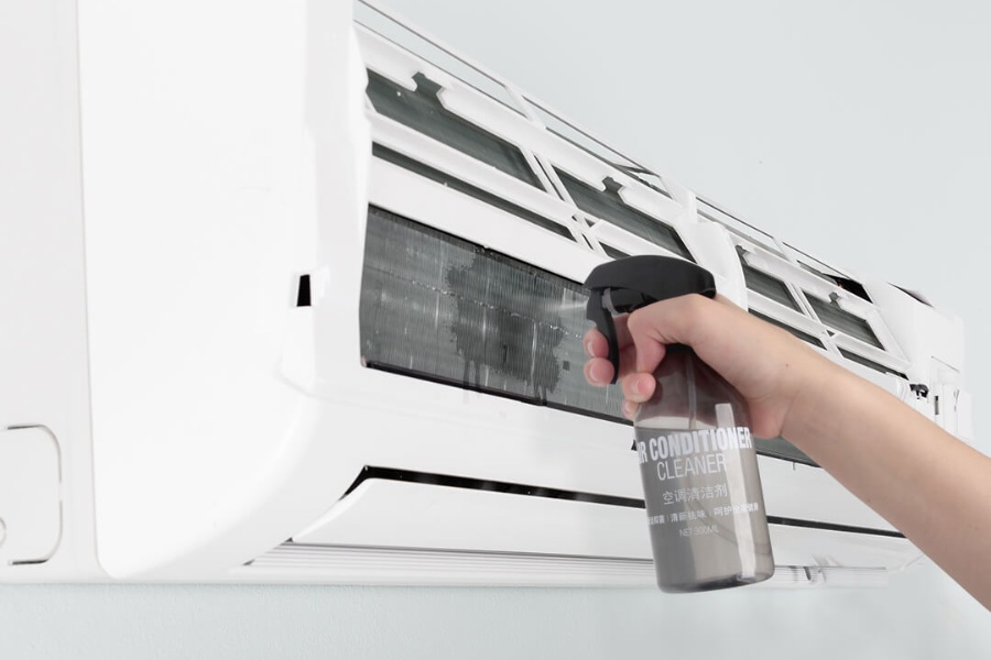 Hướng dẫn sử dụng máy xịt vệ sinh điều hòa đúng cách giúp làm sạch sâu và an toàn