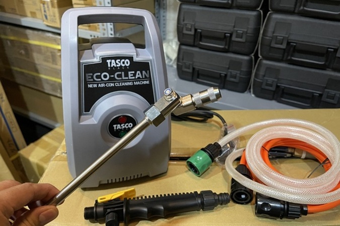 Máy Xịt Vệ Sinh Điều Hòa Giải Pháp Làm Sạch Tiết Kiệm Chi Phí