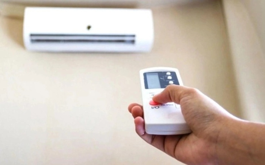 Tại sao bật điều hòa nhưng vẫn không mát – nguyên nhân và cách khắc phục hiệu quả