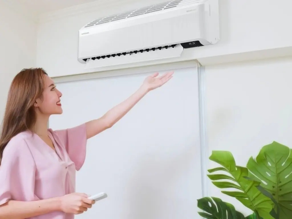 Cục nóng máy lạnh kêu to thì có sử dụng được không