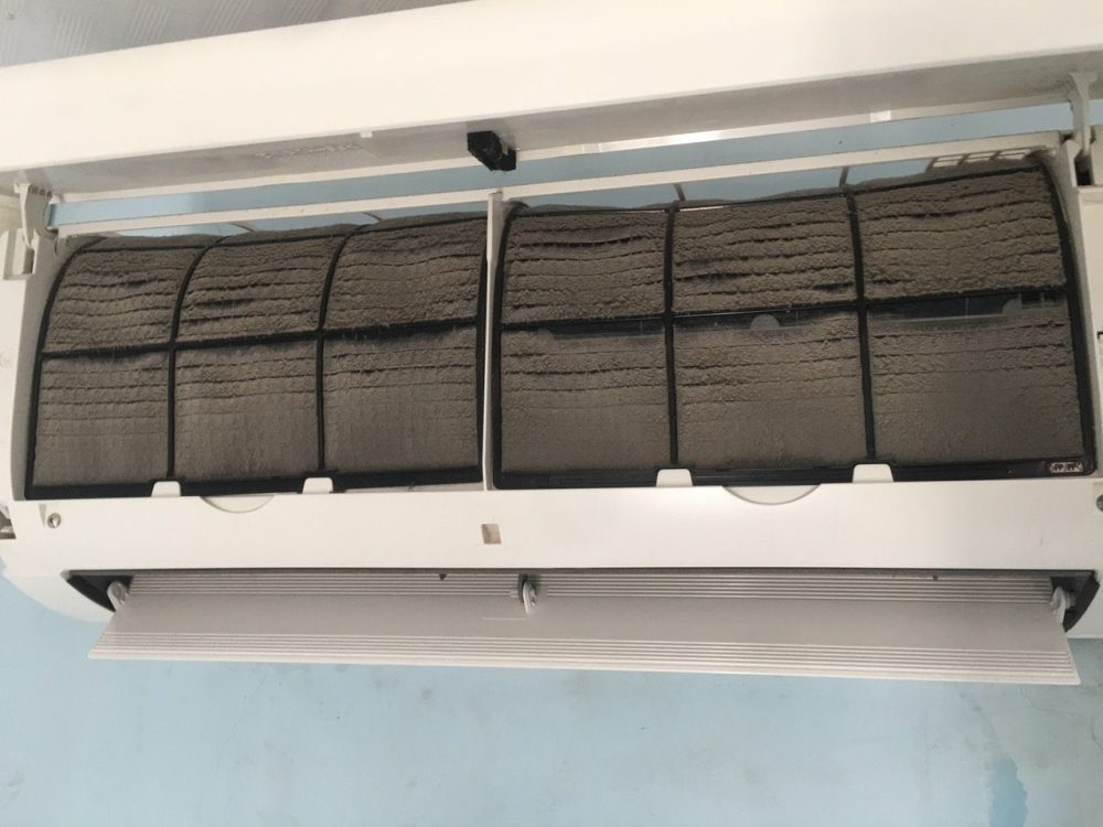 Máy lạnh bị chảy nước phải làm sao