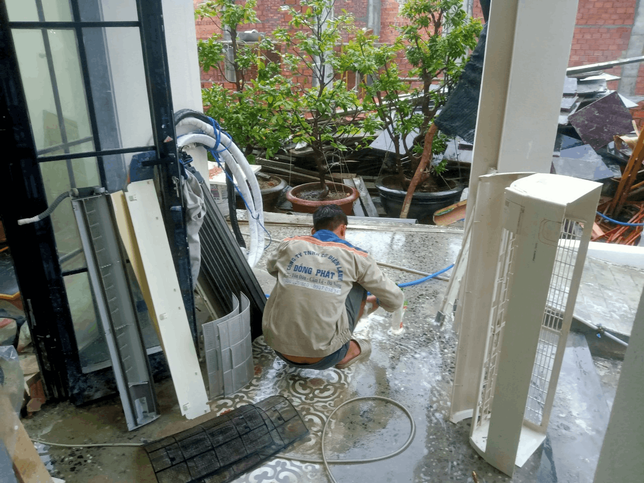 Air Conditioner Repair Service in Da Nang