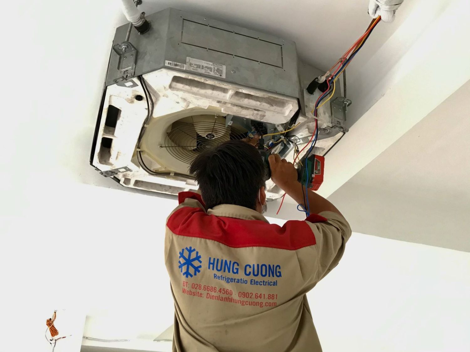 sửa máy lạnh quận 1