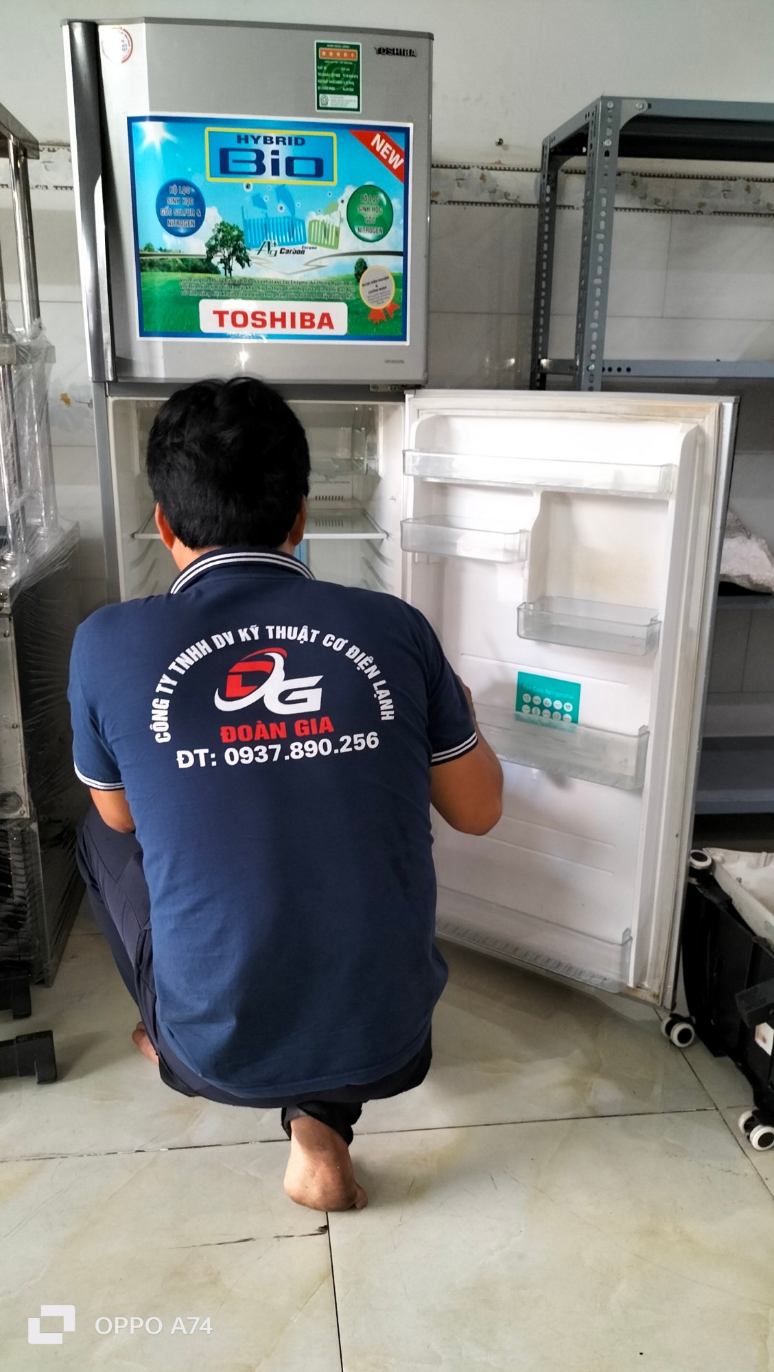 Dịch vụ sửa chữa tủ lạnh nhanh chóng, giá rẻ tại khu vực Quận 12 cùng Điện lạnh Đoàn Gia.