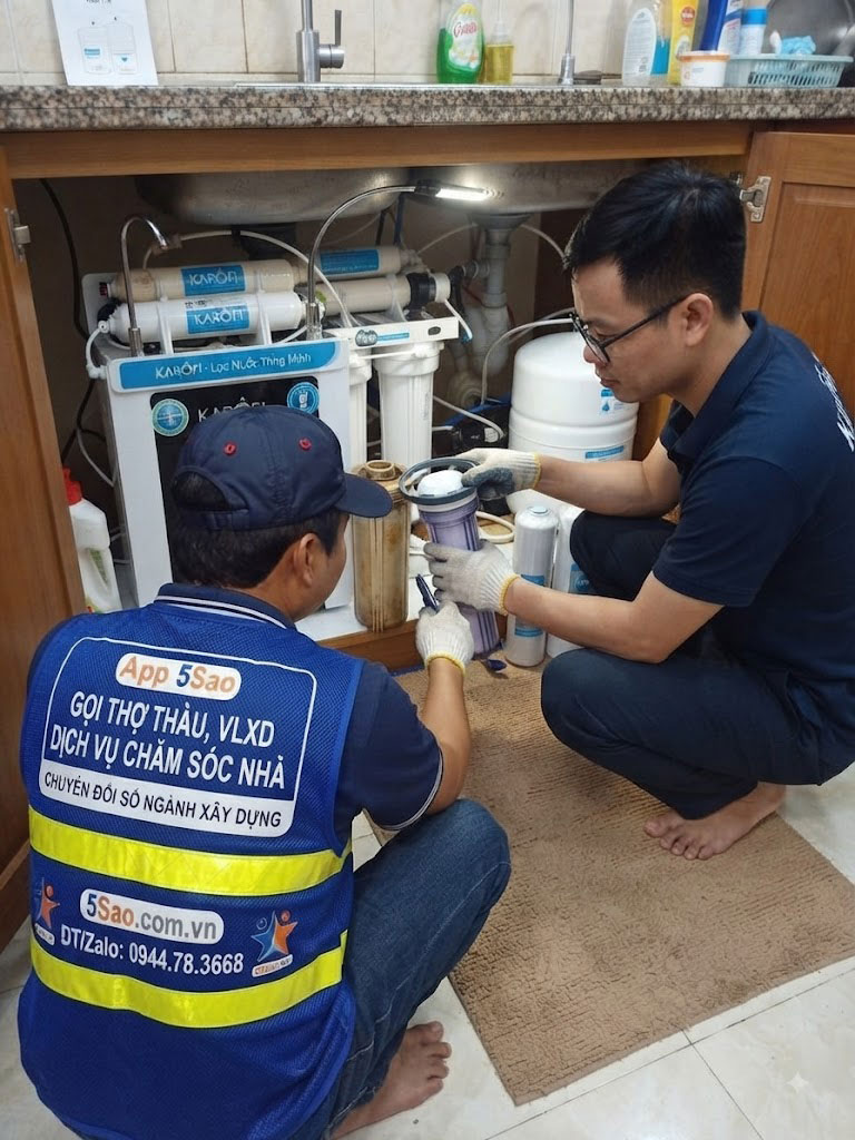 Vệ sinh bình chứa nước và các cấp lõi lọc