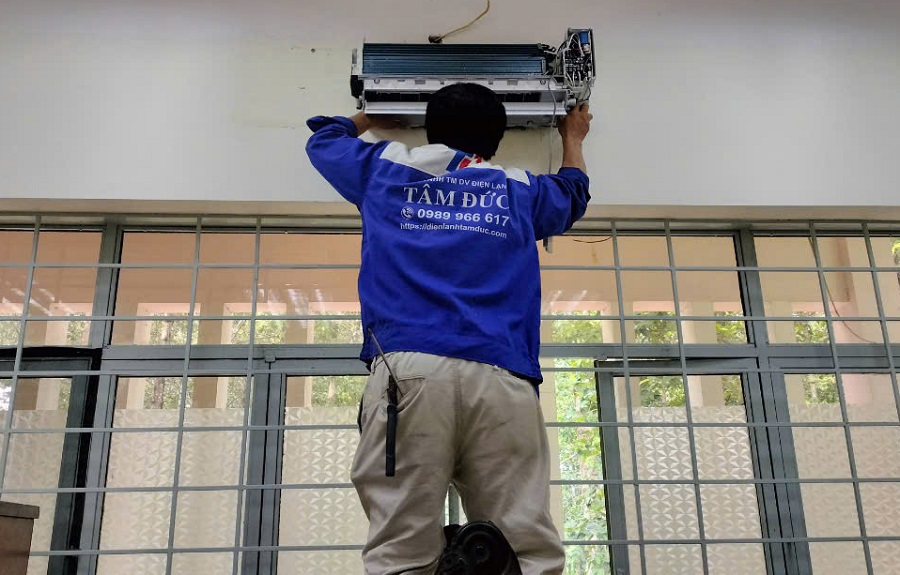 Thợ điện lạnh Tâm Đức - Chuyên tháo lắp máy lạnh tại Quận 10 an toàn, giá rẻ cạnh tranh tận nơi