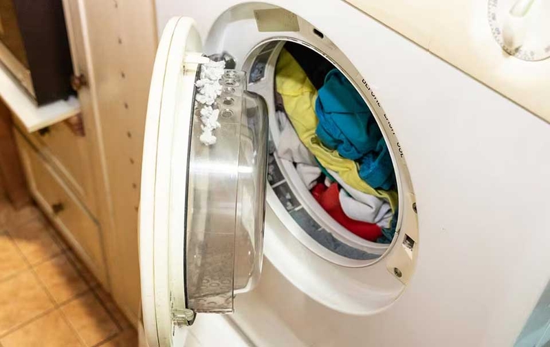 Động cơ bị kẹt hoặc quá tải