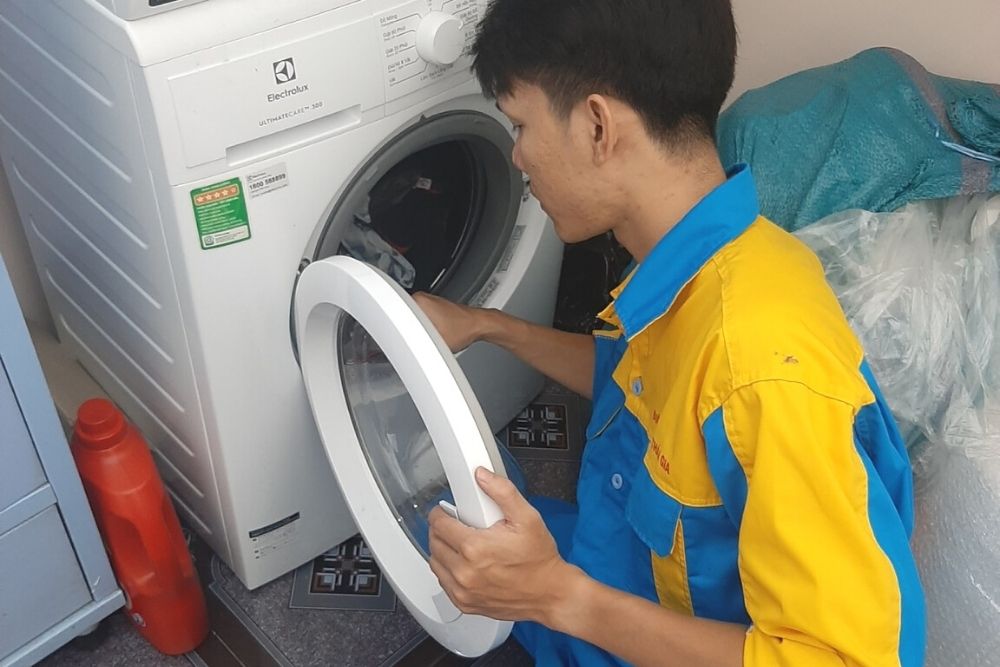 Trung Tâm Kỹ Thuật Điện Lạnh Việt Nam - Trạm Bảo Hành Tin Cậy